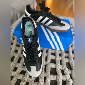 adidas vegan samba’s brand new unworn NWT Men 8 Women 9 rare smaller size